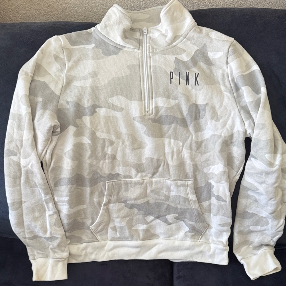 PINK Victoria's Secret Women's Zip Up Sweater - White Camo